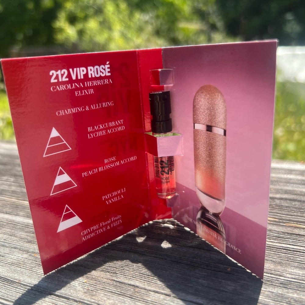 Carolina Herrera 212 VIP Rosé Eau de Parfum elixir scent nib - Picture 2 of 3